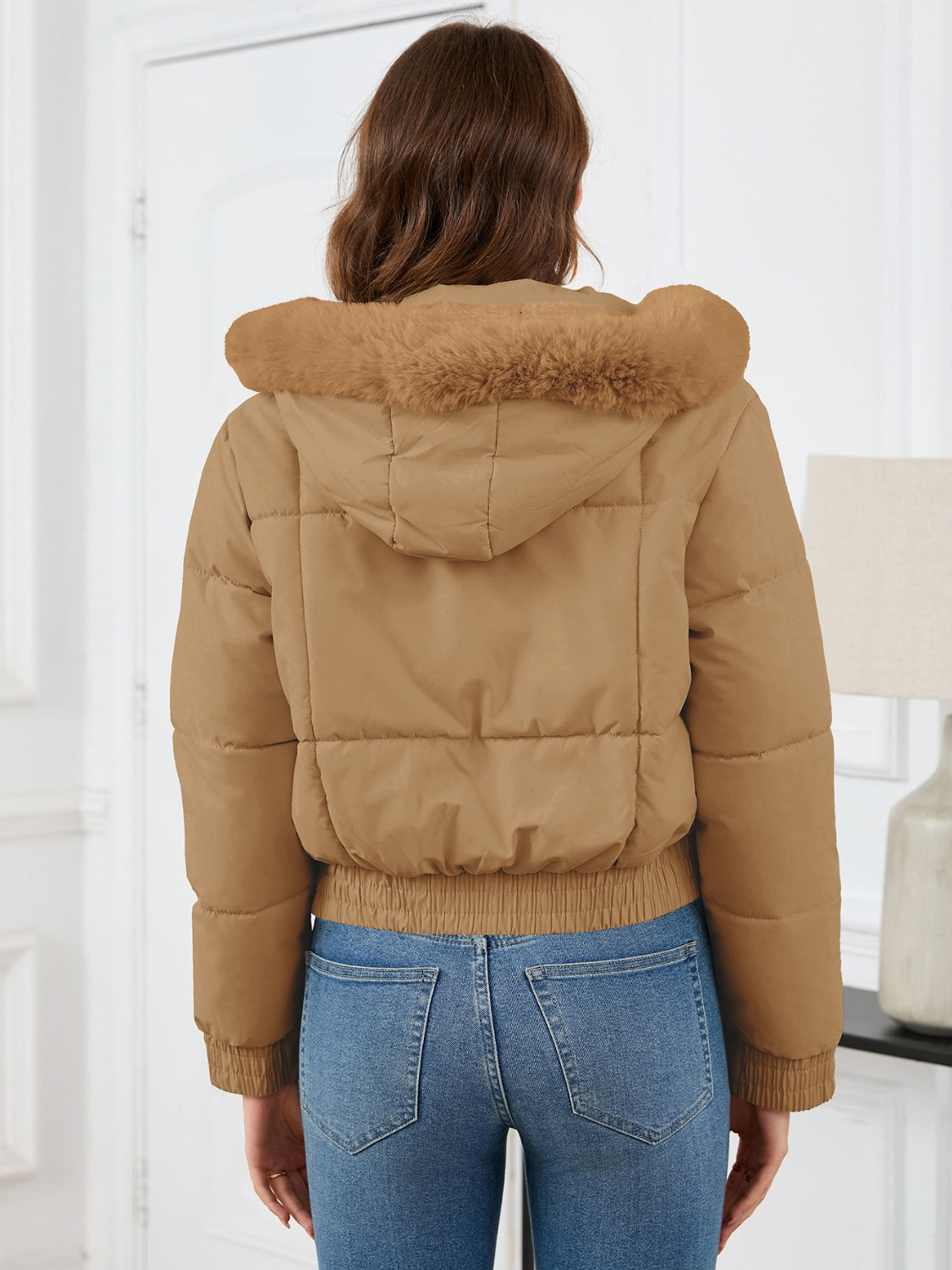 Women - Winter Coat - Cropped Design - Stylish & Warm Outerwear for Cold Weather