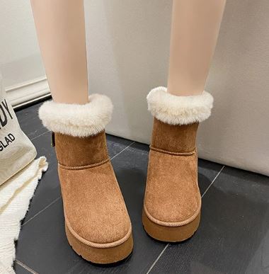 Warm fur boots