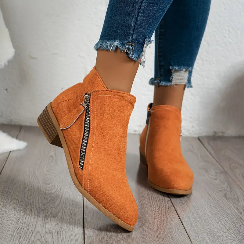 Women - Elegant Boots - Stylish Leather Design - Comfortable All-Day Wear Footwear