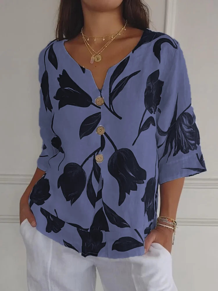 Fashionable blouse with V-neckline