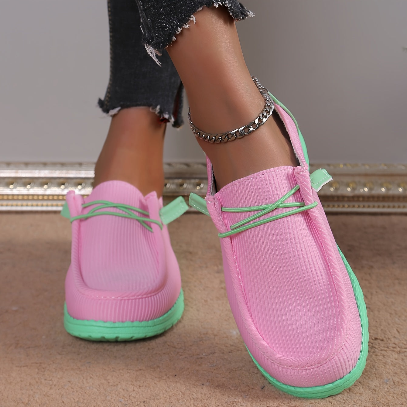 Women's - Summer Loafers - Fashionable Slip-On Shoes with Contrasting Colours - Stylish Footwear for Every Occasion