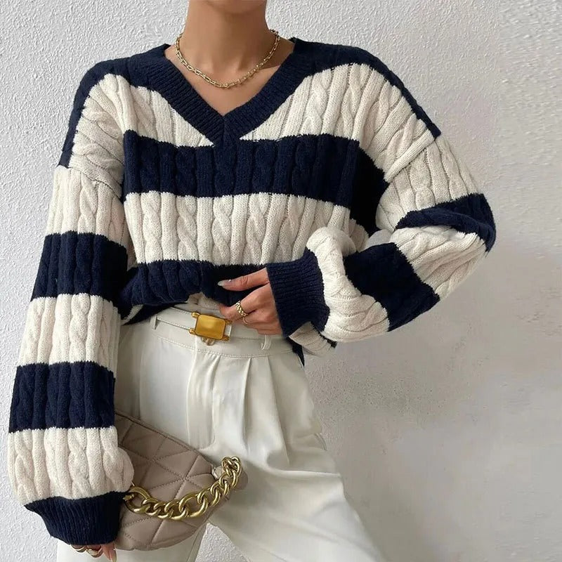 Women - V-neck Jumper - Cozy Knit with Striped Pattern - Stylish Sweater for Comfort & Fashion