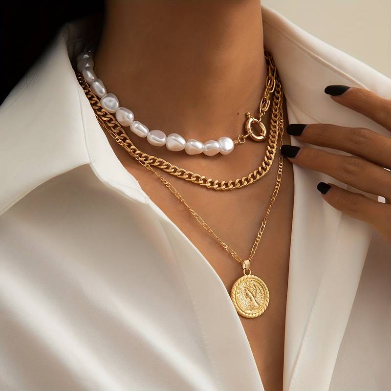 3-piece chain and pearl necklace