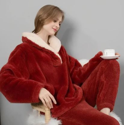 Cosy women's fleece pyjama set