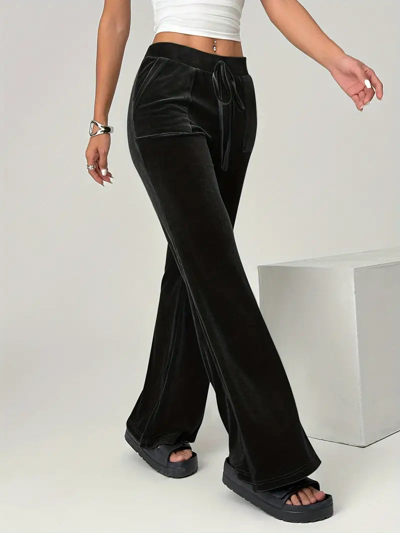 Women - Wide-Leg Trousers - Velvet - Stylish and Comfortable Velvet Wide-Leg Trousers for Women