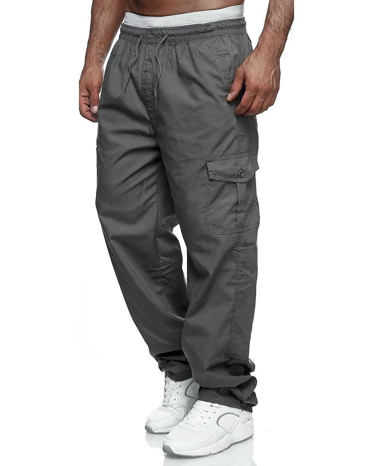 Men's cargo trousers in a relaxed fit