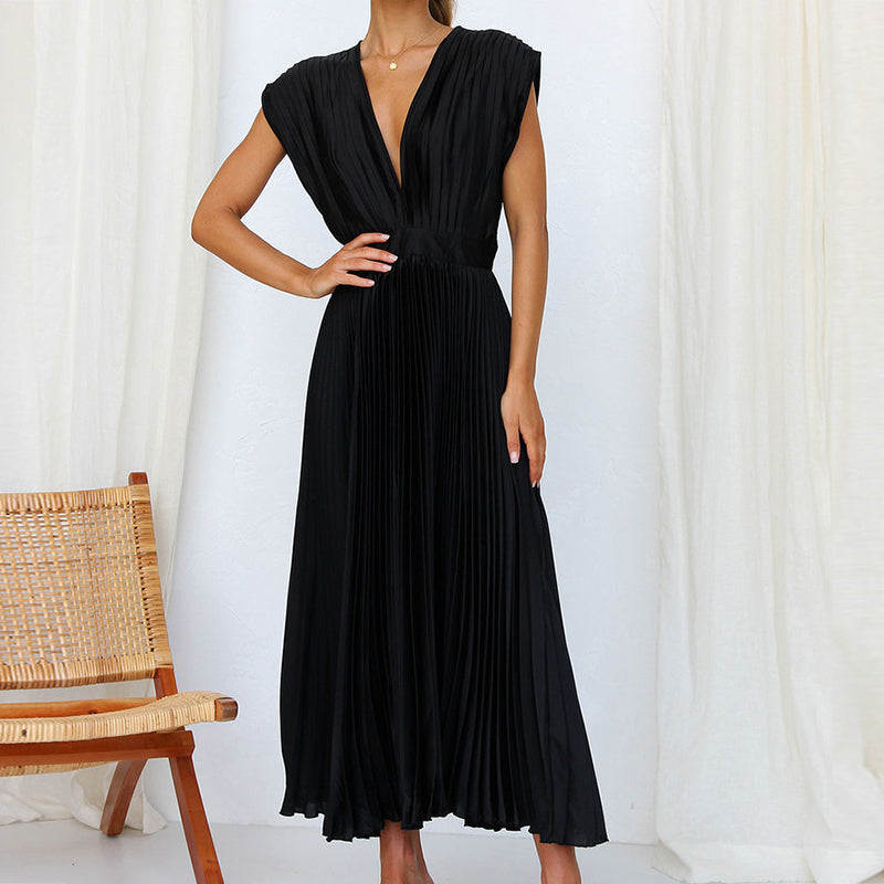 Pleated dress in premium quality