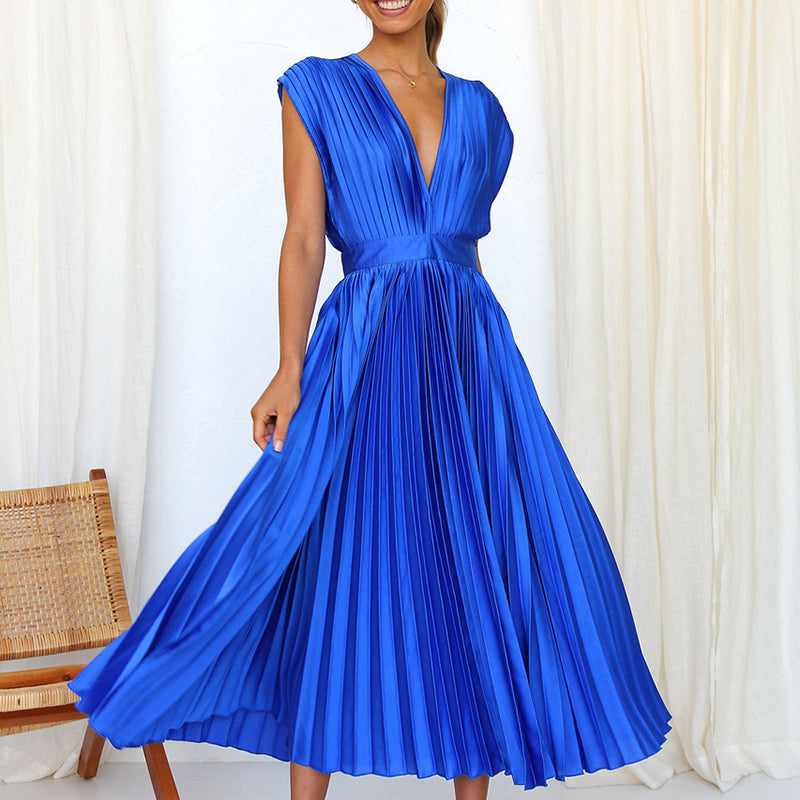 Pleated dress in premium quality