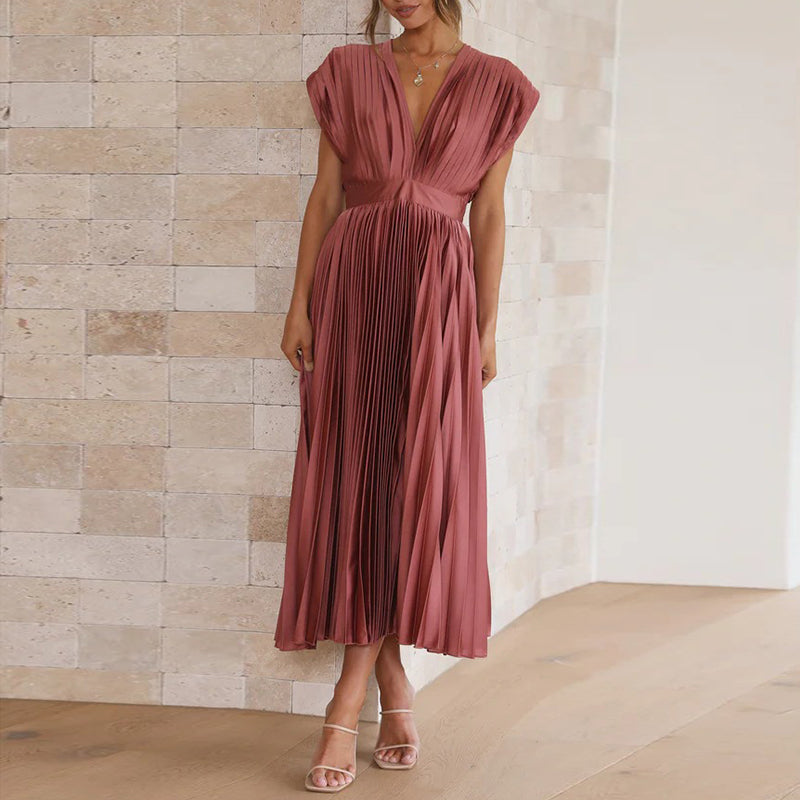 Pleated dress in premium quality