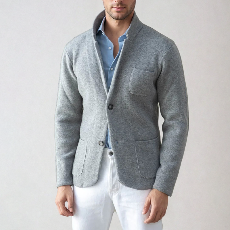 Stylish wool blazer with pocket