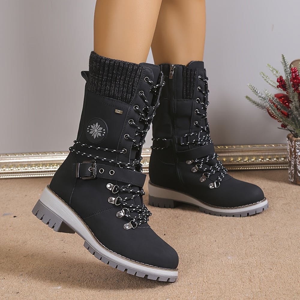 Elegant knitted thermal boots