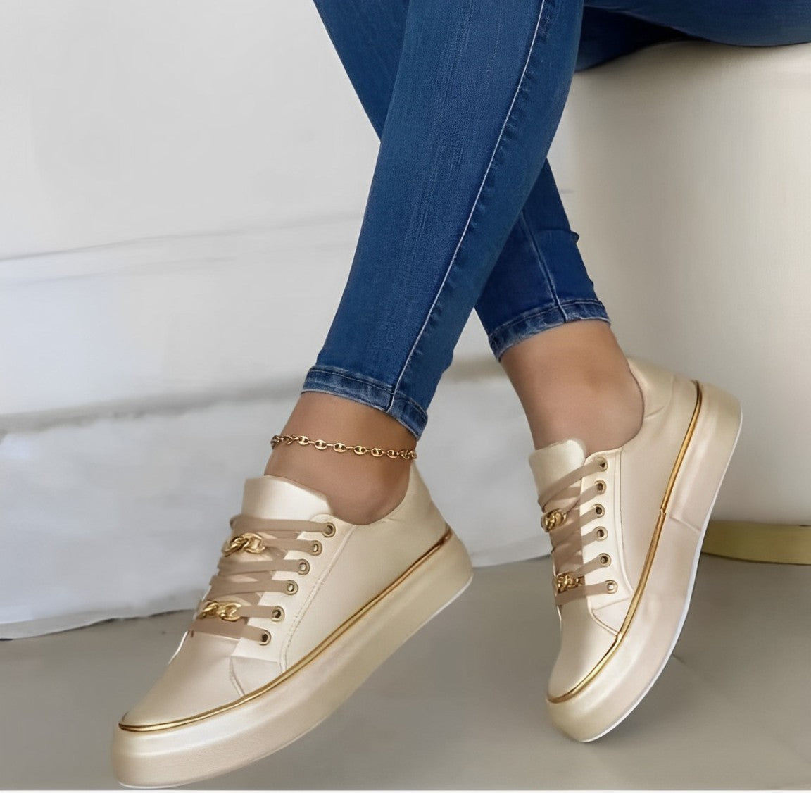 Lace-up platform sneakers in leather