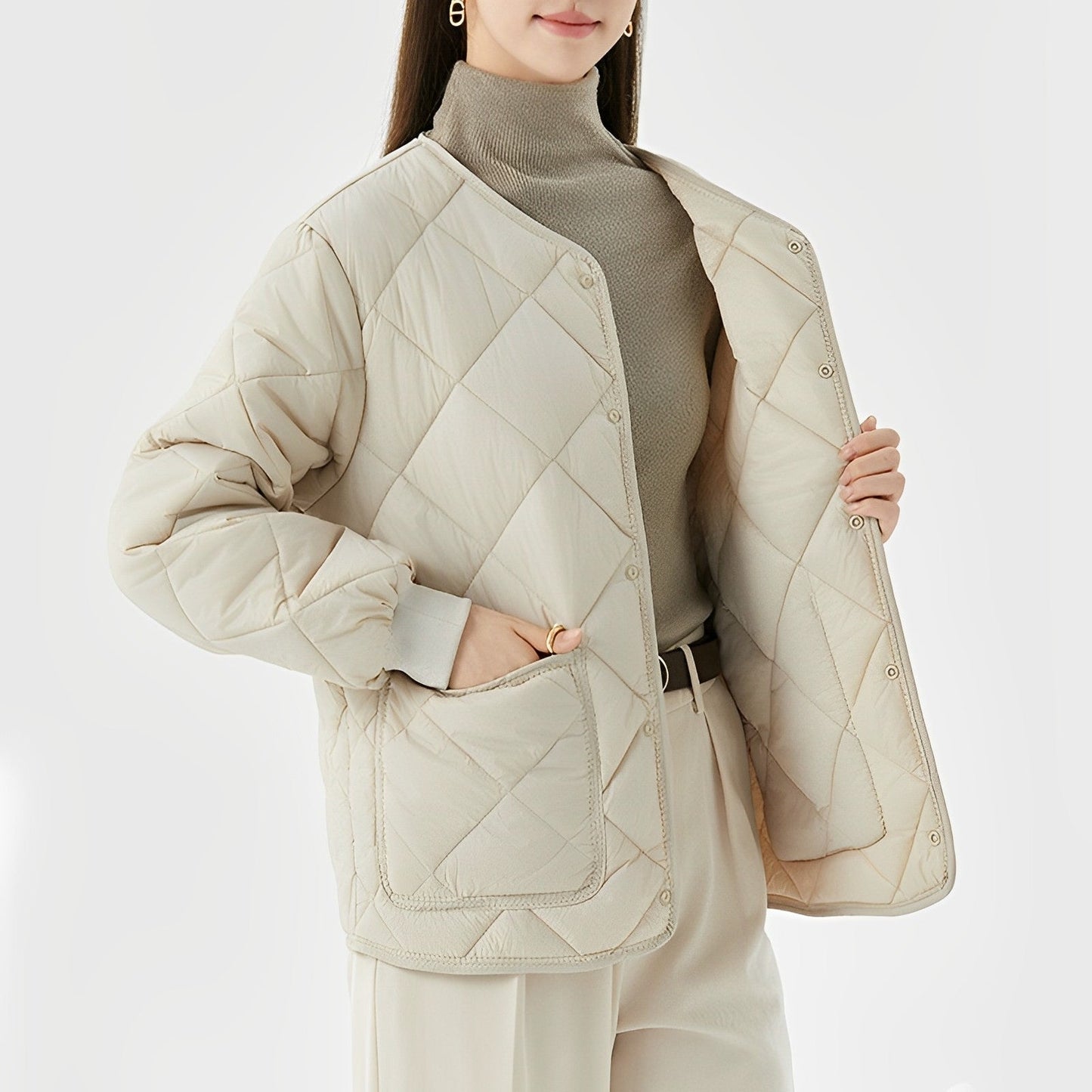 Women - Jacket - Light and Warm Diamond Pattern - Stylish Winter Outerwear for Cozy Comfort