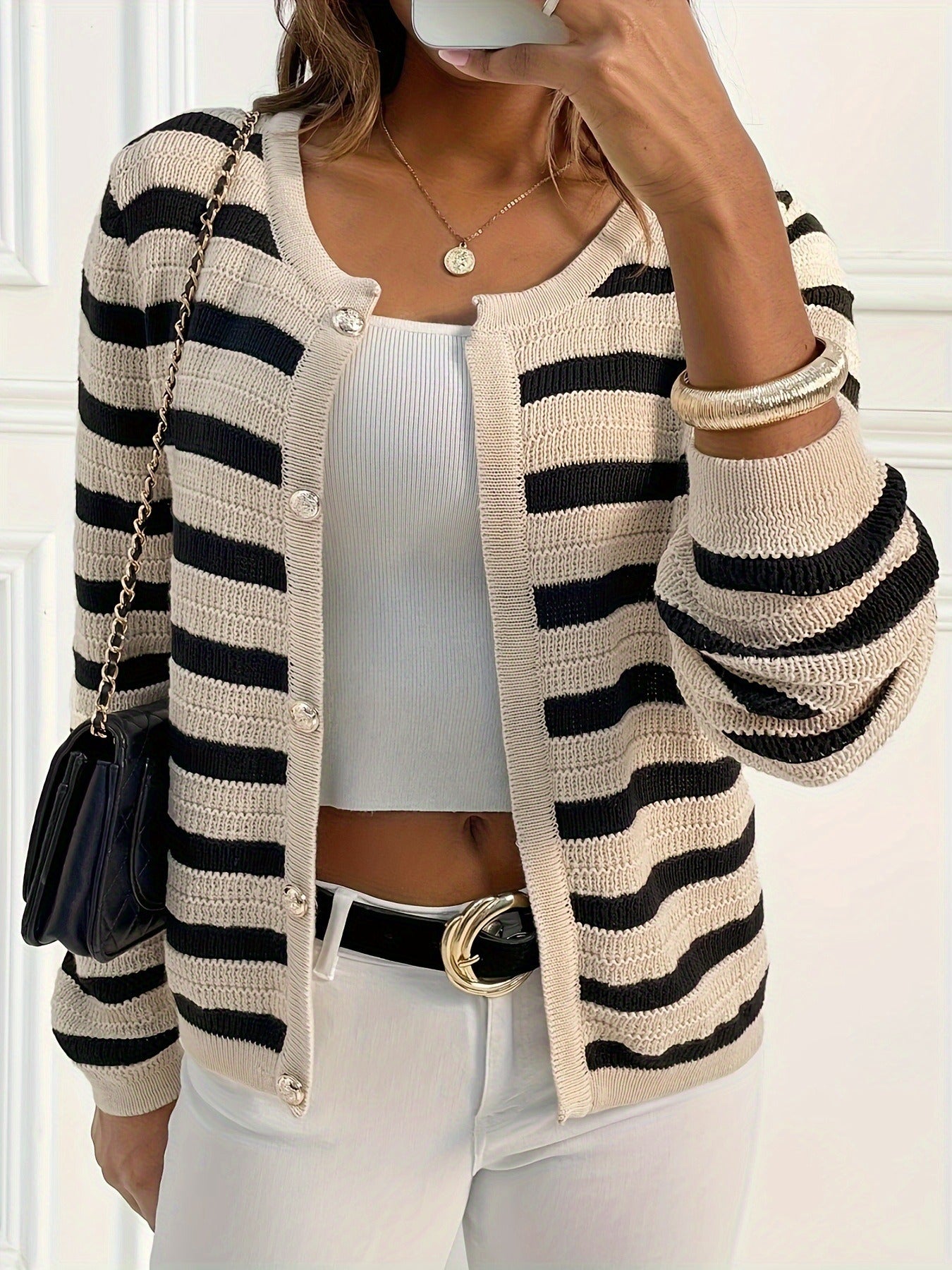 Women - Cardigan Jumper - Cozy Knit with Stylish Striped Design - Perfect for Everyday Wear