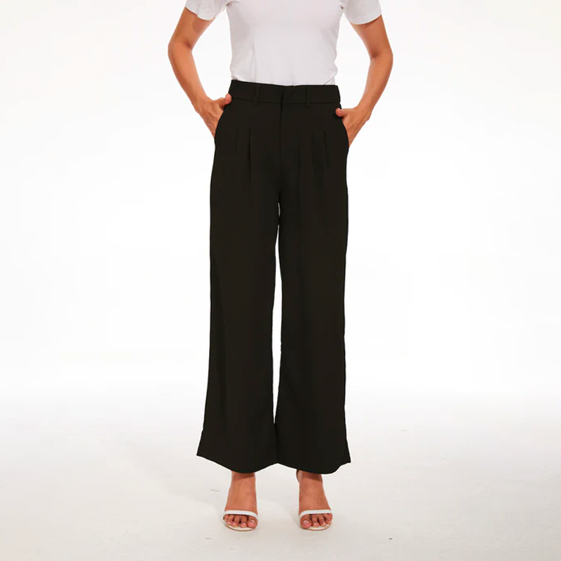 Contemporary women's trousers