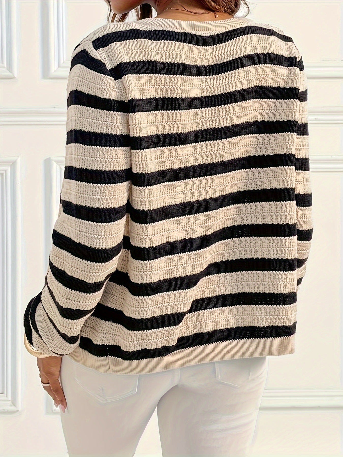 Women - Cardigan Jumper - Cozy Knit with Stylish Striped Design - Perfect for Everyday Wear