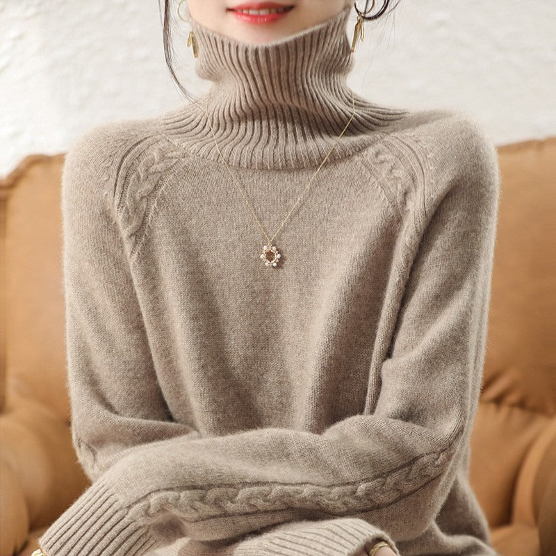 Women's Turtleneck Jumper - Elegant Loose Fit - Cozy Knit Sweater for Chic Style