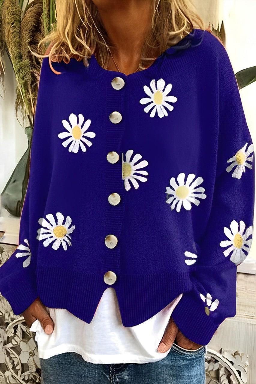 Women - Knitted Jumper - Cozy Floral Pattern with Button Details - Stylish Comfortable Knitwear