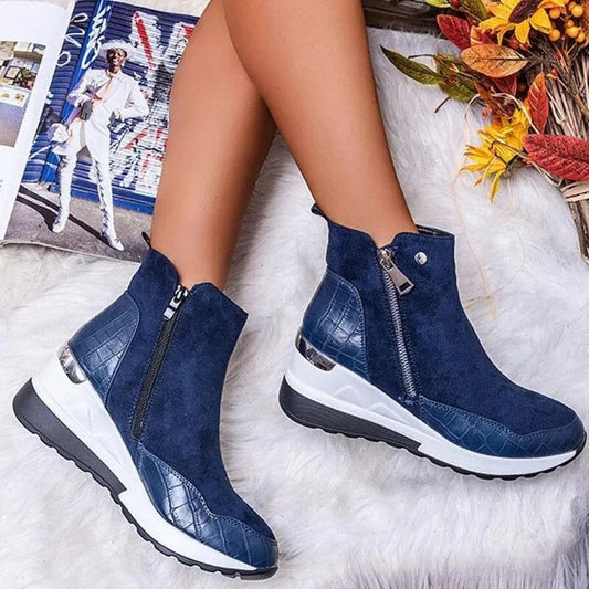 Women - Ankle Boots - Leather - Chic and Comfortable Footwear for Any Occasion