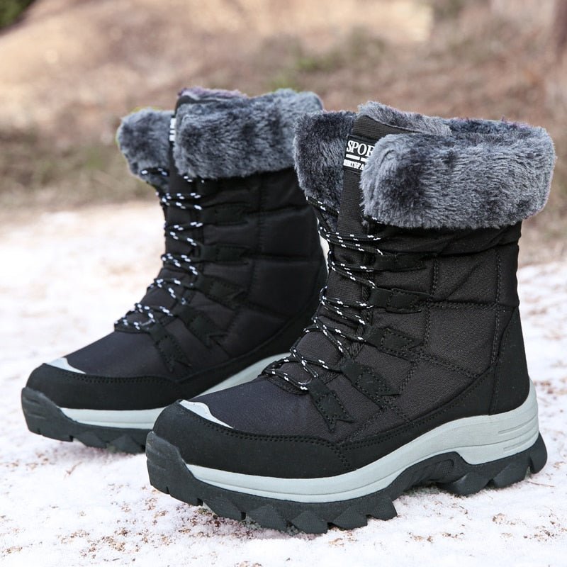 Women's - Warmly Lined Snow Boots - Cosy Insulated Footwear for Winter Adventures - Stylish Winter Boots