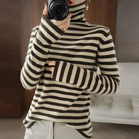 Women - Wool Jumper - Elegant Striped Design - Cozy & Stylish Knitwear