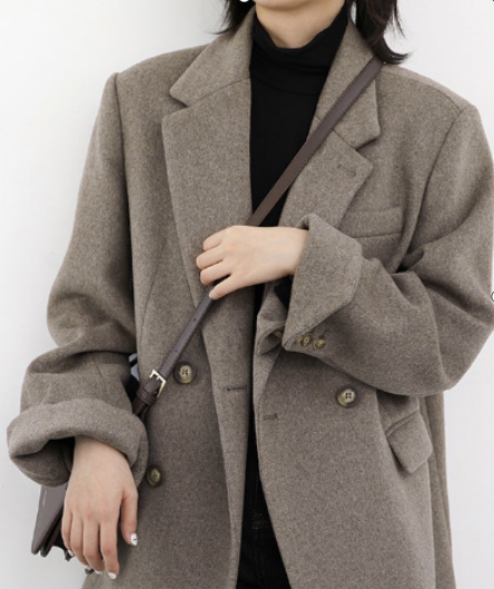 Stylish long women's coats for winter