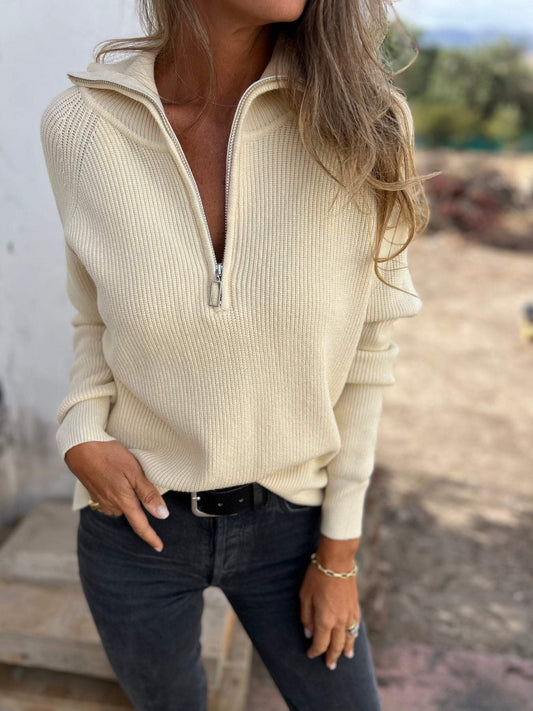 Stylish plain jumper with collar and long sleeves