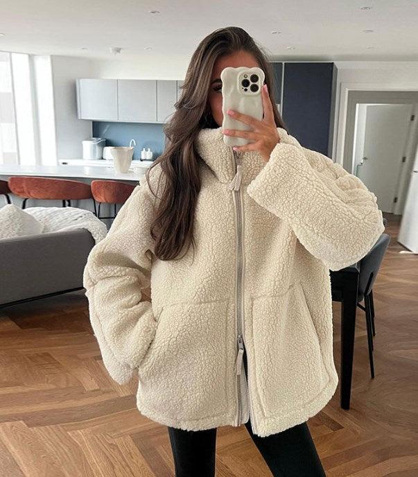 Soft and comfortable women's coat