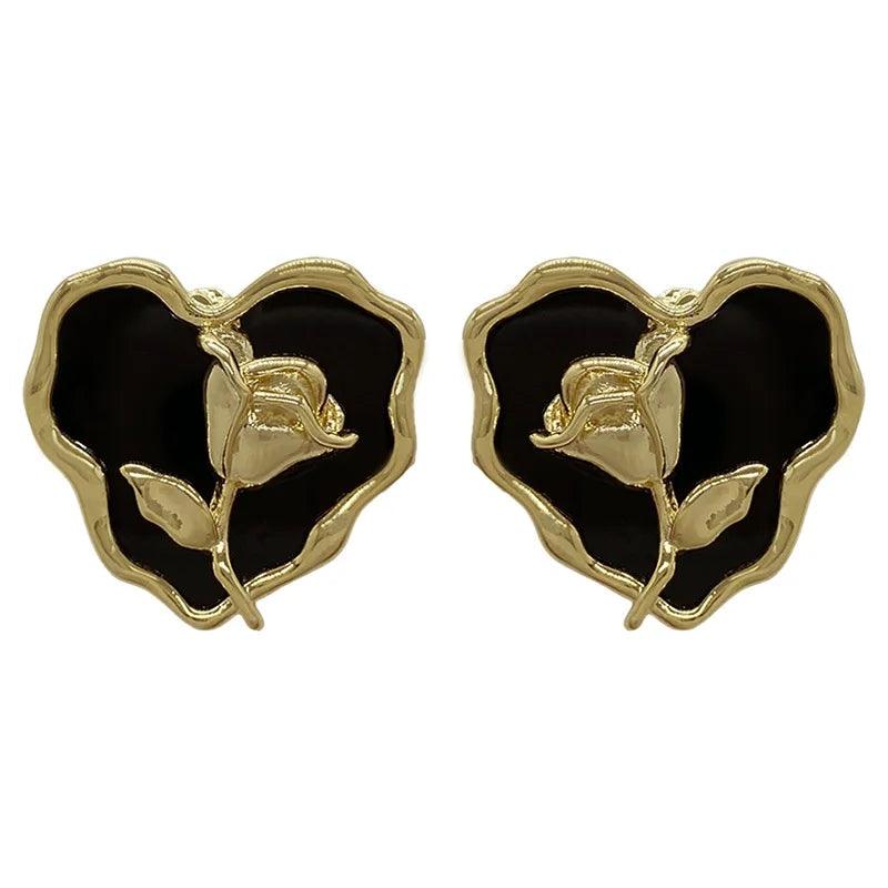 Heart-shaped rose stud earrings