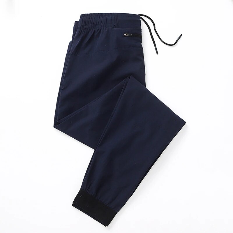 Elastic sports trousers for men