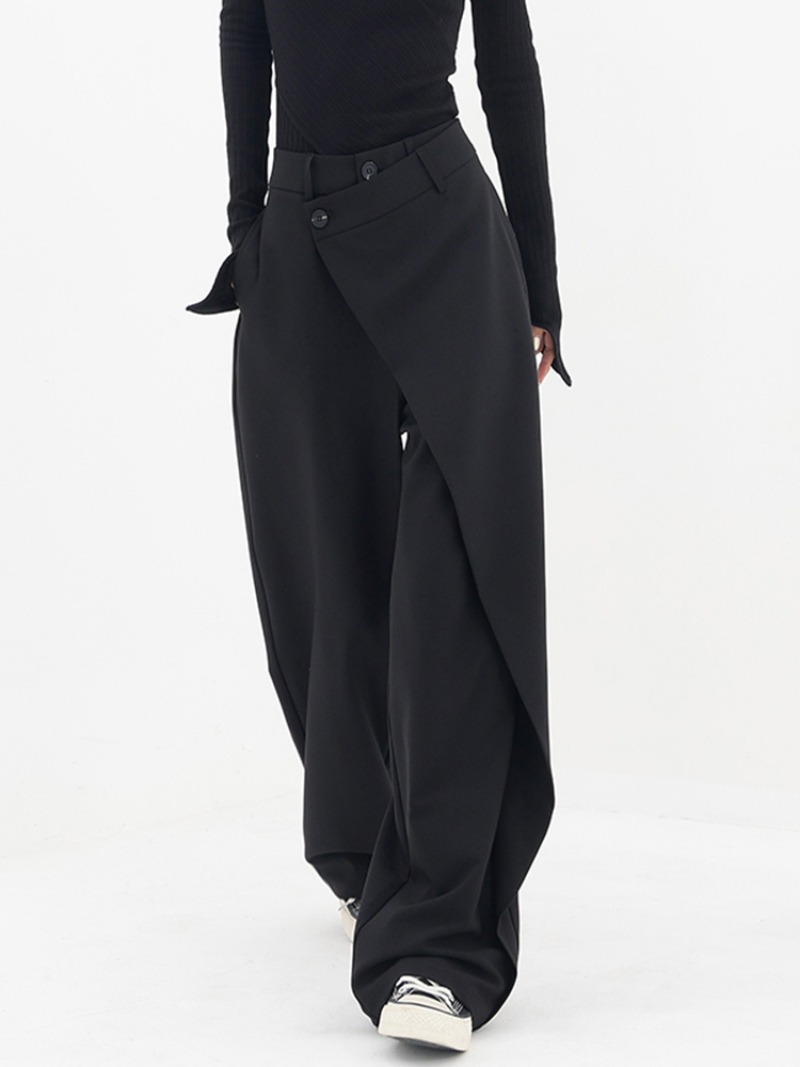 Asymmetric baggy pants