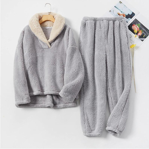 Cosy women's fleece pyjama set