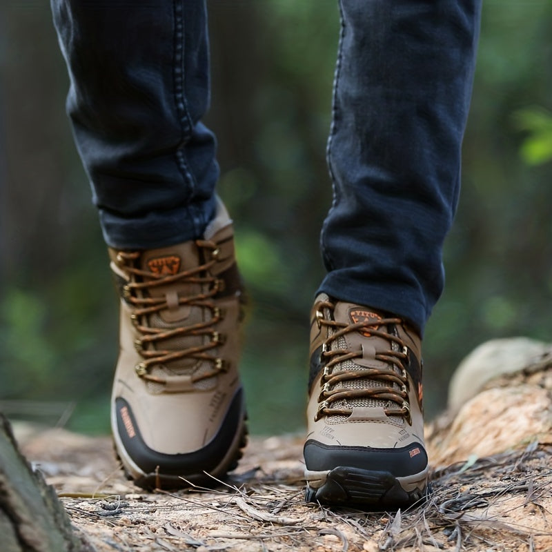 Men's outdoor shoes