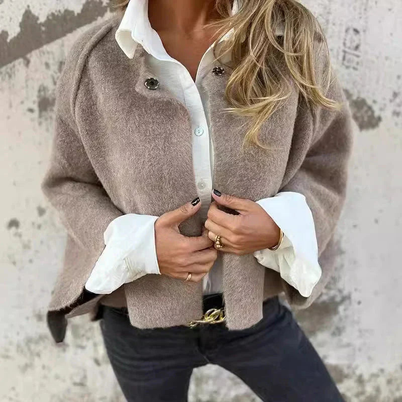 Stylish mid-length jacket