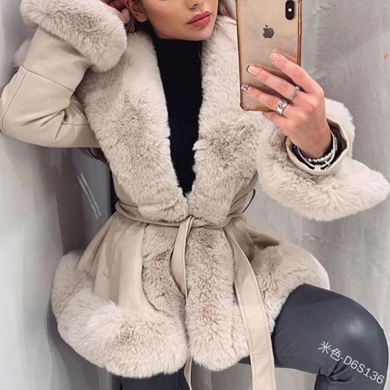 Fur coat for style-conscious women!